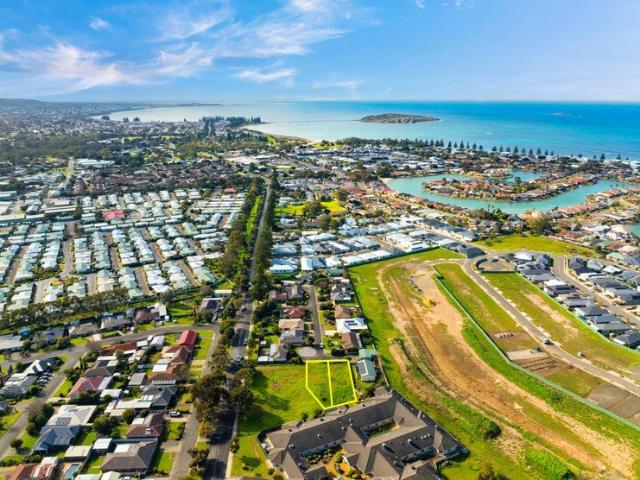 Crosby Court Titled Land Ready to Build