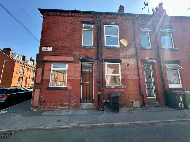 Crosby Road, Leeds LS11, 4 bed property to rent, £1,050 pcm | PrimeLocation