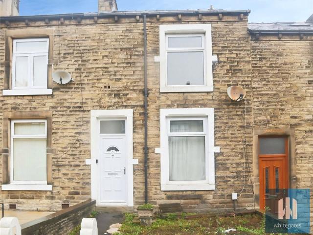 Crosland Street, Crosland Moor, Huddersfield HD4, 3 bed terraced house to rent, £750 pcm | PrimeLocation