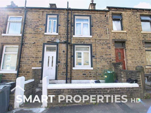Crosland Street, Huddersfield HD4, 3 bed terraced house to rent, £775 pcm | PrimeLocation