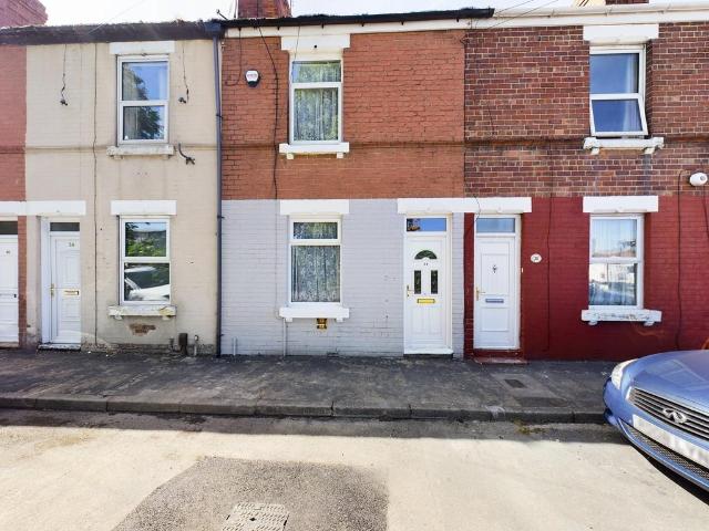 Cross Bank, Balby 3 bed terraced house to rent £725 pcm £167 pw