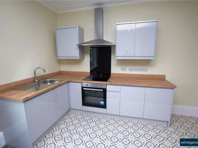 Cross Flatts Avenue, Leeds, West Yorkshire LS11, 1 bed flat to rent, £695 pcm | PrimeLocation