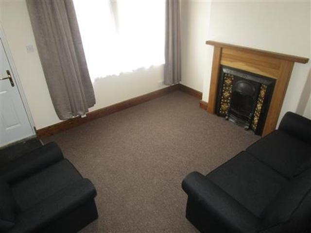 Cross Green Lane, Cross Green, Leeds 4 bed terraced house to rent £1,100 pcm £254 pw