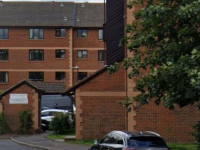 Cross Road, London SW19, 2 bed flat to rent, £2,300 pcm | PrimeLocation