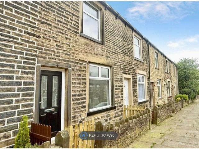 Cross St, Burnley BB10, 2 bed terraced house to rent, £800 pcm | PrimeLocation