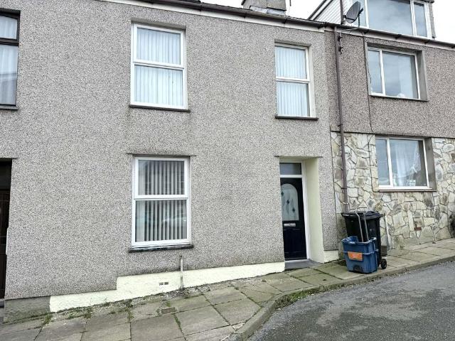 Cross Street, Caergybi, Ynys Mon 2 bed semi detached house to rent £850 pcm £196 pw