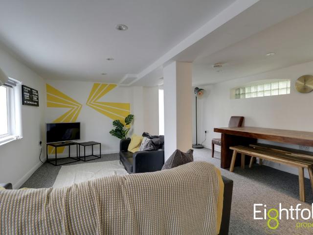 Cross Street, Hove BN3, 7 bed terraced house to rent, £4,246 pcm | PrimeLocation