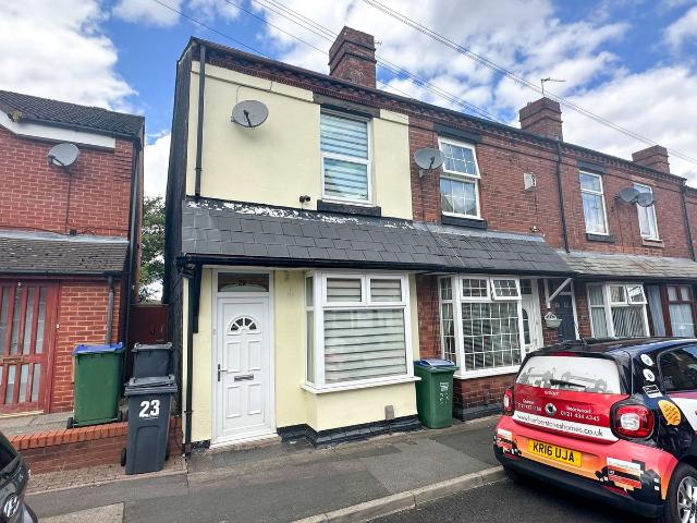 Cross Street, Oldbury B68, 2 bed end terrace house to rent, £925 pcm | PrimeLocation