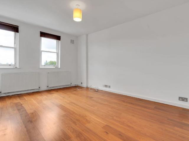Cross Street, London N1, 2 bed flat to rent, £2,700 pcm | PrimeLocation