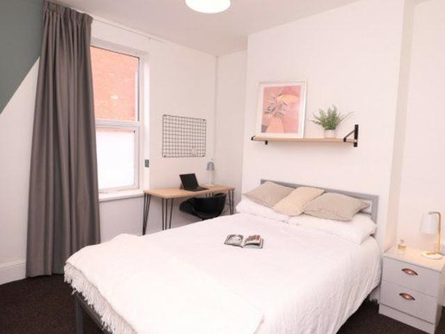 Cross Street, Lincoln, Lincolnshire LN5, 4 bed shared accommodation to rent, £476 pppm | PrimeLocation