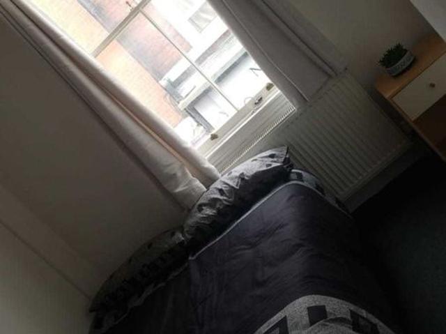 Cross Street, Willenhall WV13, Studio to rent, £737 pcm | PrimeLocation