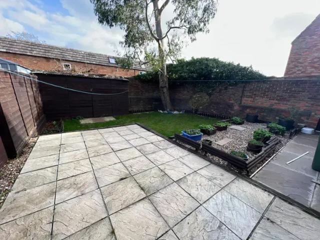 Crosse Courts, Basildon SS15, 3 bed end terrace house to rent, £1,900 pcm | PrimeLocation