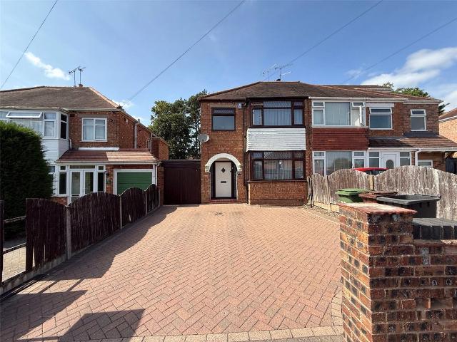 Crossland Crescent, Claregate, Wolverhampton, West Midlands WV6, 3 bed semi detached house to rent, £1,350 pcm | PrimeLocation