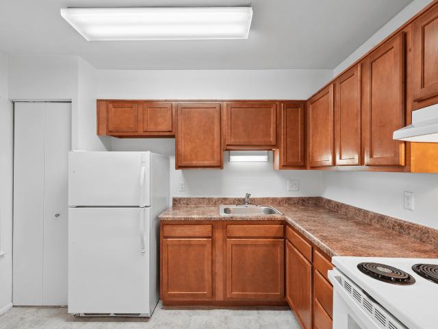 Crossland Apartments 1 Bedroom Apartment for Rent at 1101 Heritage Pl, Waldorf, MD 20602 St. Charles
