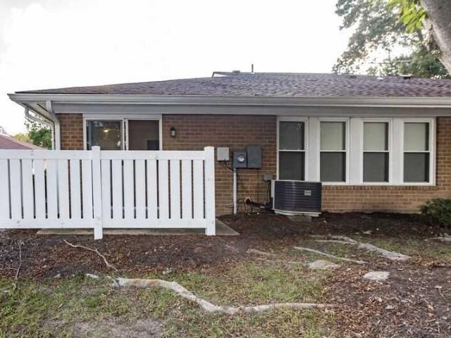 Crossland Apartments 1 Bedroom Apartment for Rent at 1101 Heritage Pl, Waldorf, MD 20602 St. Charles