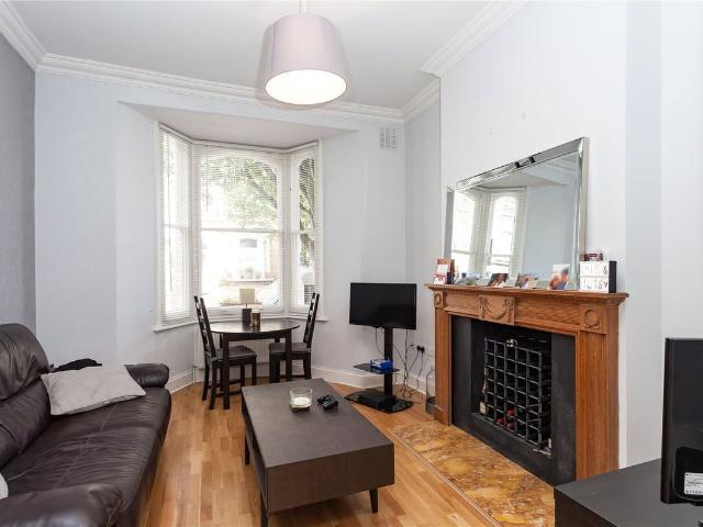 Crossley Street, London N7, 1 bed flat to rent, £2,350 pcm | PrimeLocation