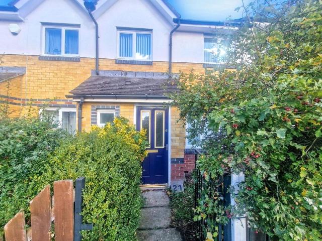 Crathorne Court, Burnopfield. 3 bed terraced house to rent £800 pcm £185 pw