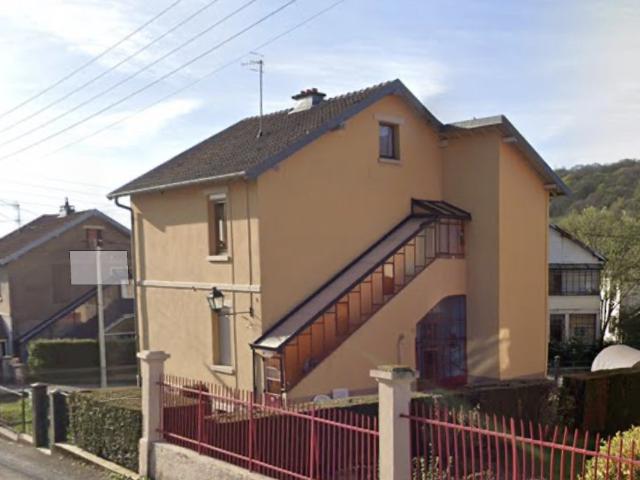 CRAVANCHE DUPLEX 77,80m2 avec GARAGE, CAVE et JARDIN Privatif
