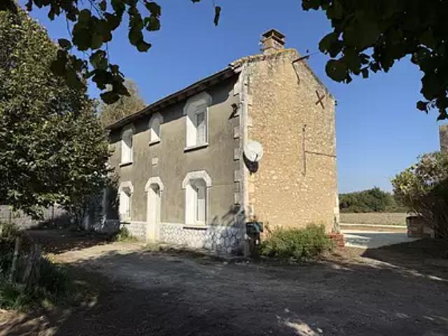 Cravans 17260 Achat / Vente maison 4 pièces t4