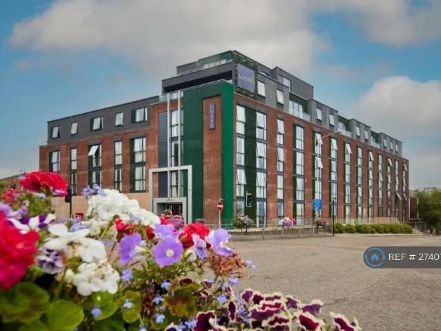 Craven House, Macclesfield, SK11 Studio to rent £890 pcm £205 pw