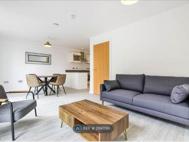 Craven Street, Salford M5, 2 bed flat to rent, £1,399 pcm | PrimeLocation