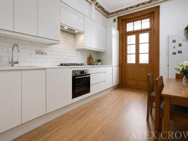 Craven Road, Paddington 2 bed house share to rent £1,400 pcm £323 pw