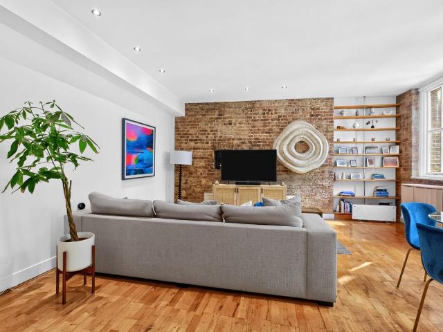 Crawford Passage, London EC1R, 2 bed flat to rent, £3,250 pcm | PrimeLocation