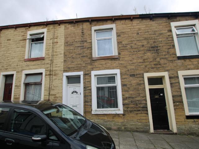 Crawford Street, Nelson BB9, 2 bed terraced house to rent, £550 pcm | PrimeLocation