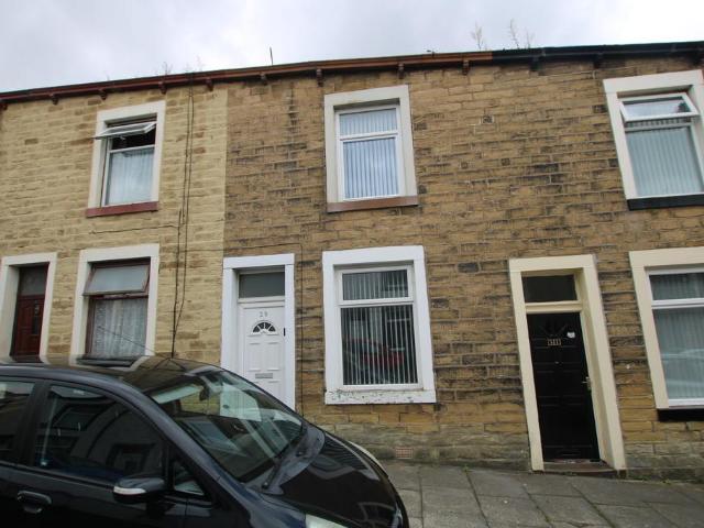 Crawford Street, Nelson 2 bed terraced house to rent £550 pcm £127 pw