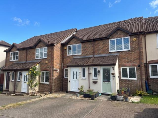 Crawshaw Road, Ottershaw 2 bedrooms Property for lettings Seymours