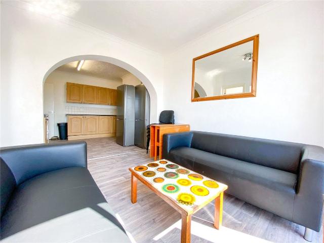 Crayford Road, Brighton BN2, 5 bed semi detached house to rent, £3,000 pcm | PrimeLocation