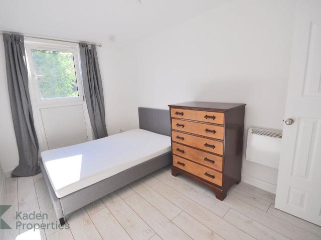 Crayford Road, Camden Road/London N7, 4 bed flat to rent, £4,312 pcm | PrimeLocation