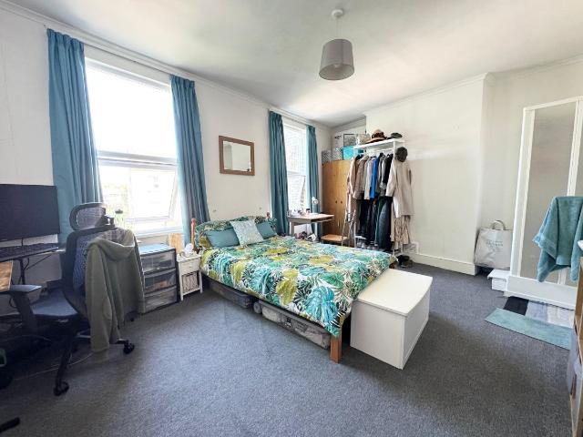 Crayford Road, Tufnell Park N7, 2 bed flat to rent, £2,200 pcm | PrimeLocation