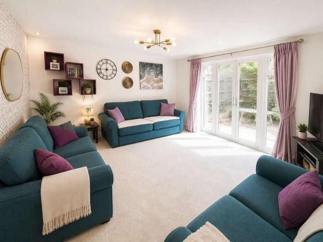 Crabtree Close, Cranbrook, Exeter, EX5