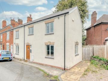 Crabtree Lane, Bromsgrove B61, 3 bed end terrace house to rent, £1,250 pcm | PrimeLocation