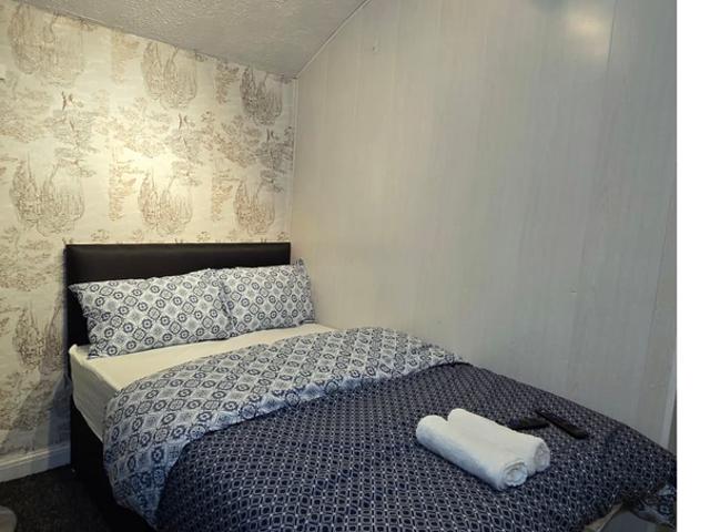 Crabtree Road, Wigan WN5 3 bed house to rent £1,250 pcm £288 pw
