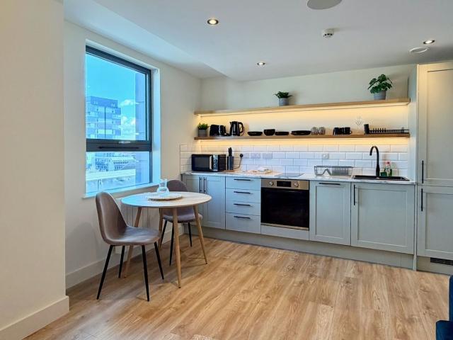 Craddock Street, Swansea SA1, 1 bed flat to rent, £900 pcm | PrimeLocation