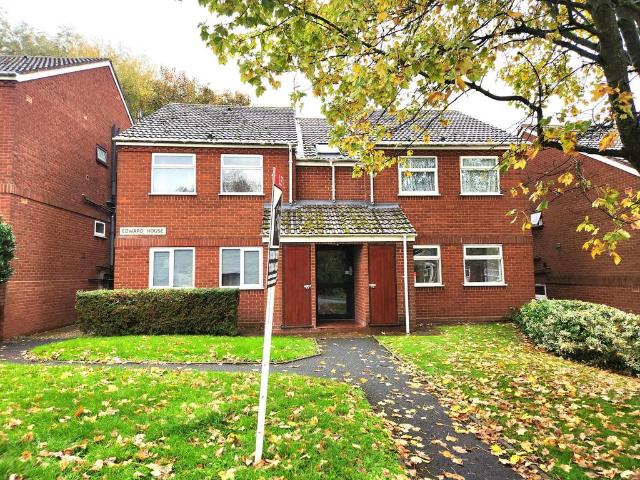 Cradley Road, Dudley DY2 1 bed flat to rent £575 pcm £133 pw