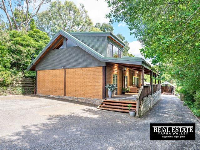 Craftsman built mud brick home