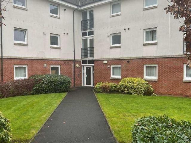 Craigend Court, Glasgow G13, 2 bed flat to rent, £1,100 pcm | PrimeLocation