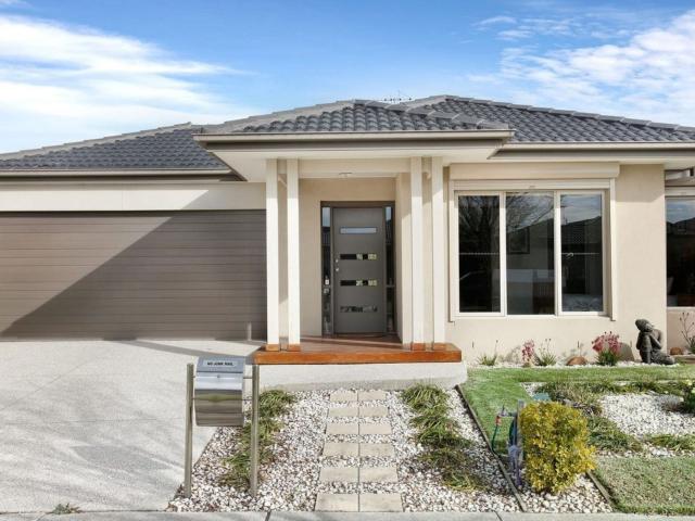 Craigieburn, 16 Holman Avenue