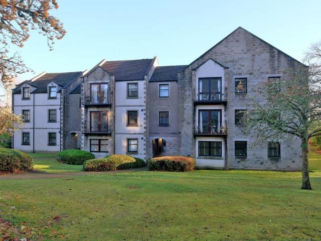 Craigieburn Park, First Floor AB15, 3 bed flat to rent, £950 pcm | PrimeLocation