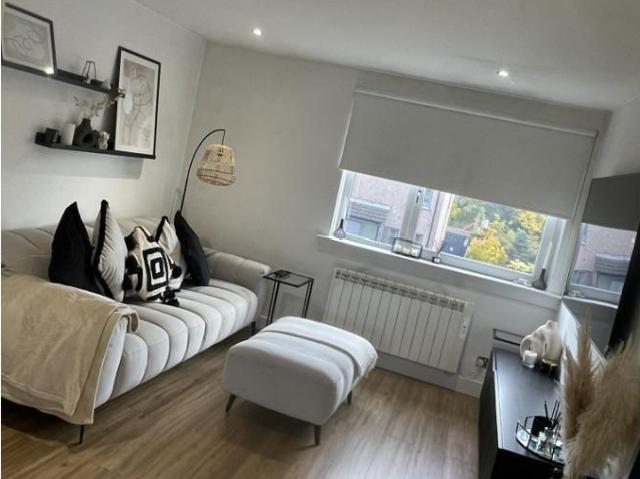 Craigievar Square, Edinburgh EH12, 2 bed flat to rent, £1,950 pcm | PrimeLocation