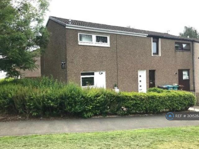 Craigside Court, Cumbernauld. 3 bed end of terrace house to rent £950 pcm £219 pw