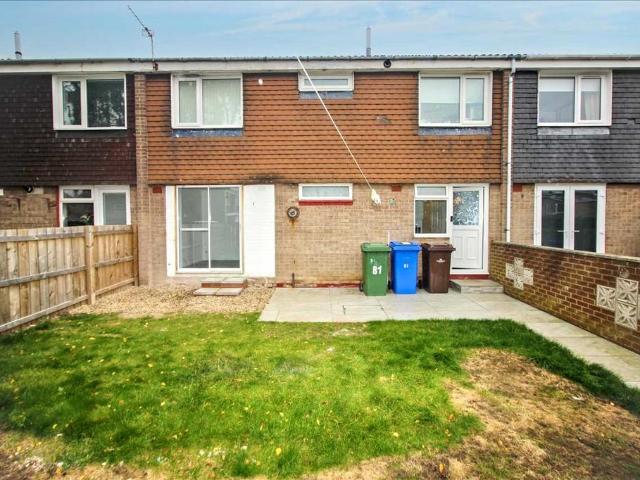 Cramond Way, Collingwood Grange. 2 bed flat to rent £695 pcm £160 pw