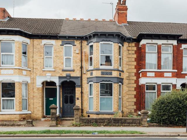 Cranbrook Avenue, Hull HU6 1 bed in a house share to rent £435 pcm £100 pw