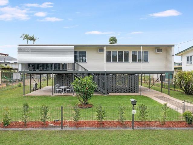 Cranbrook Gem: Move In Ready, Partly Furnished & Packed with Opportunity