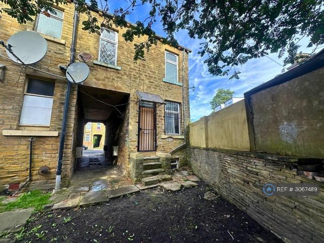 Cranbrook St, Bradford, BD5 2 bed terraced house to rent £650 pcm £150 pw