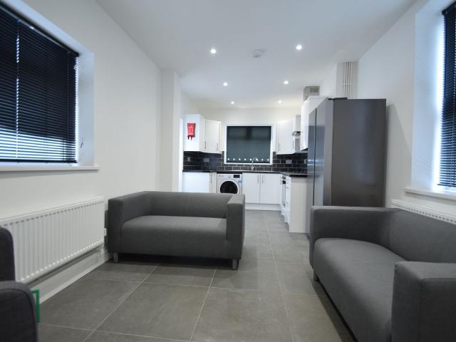 Cranbrook Street, Cathays CF24, 5 bed terraced house to rent, £3,220 pcm | PrimeLocation