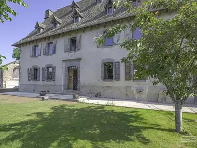 Crandelles 15250 Achat / Vente maison 7 pièces t7